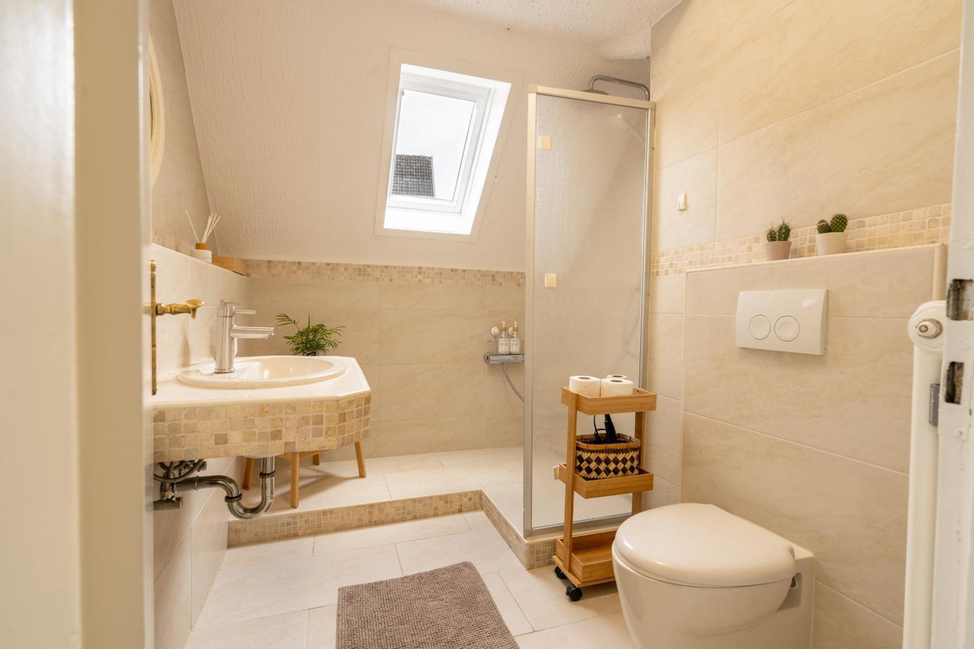 Holideis - Art-apartment - 3min To - Big Terrace - 2 Bedrooms Apartment *